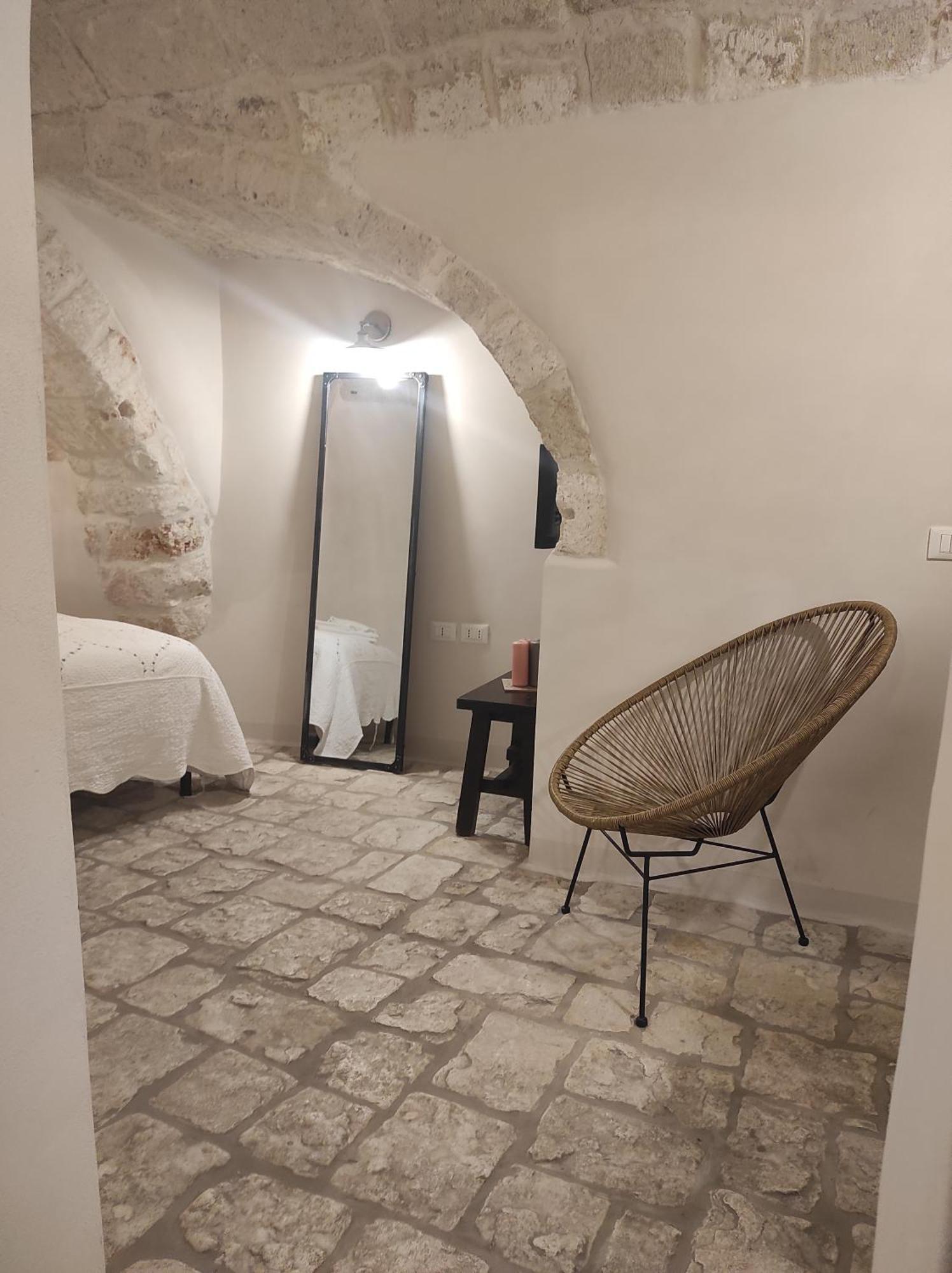 Caterina'S Suites & Apartament Ostuni Habitación foto