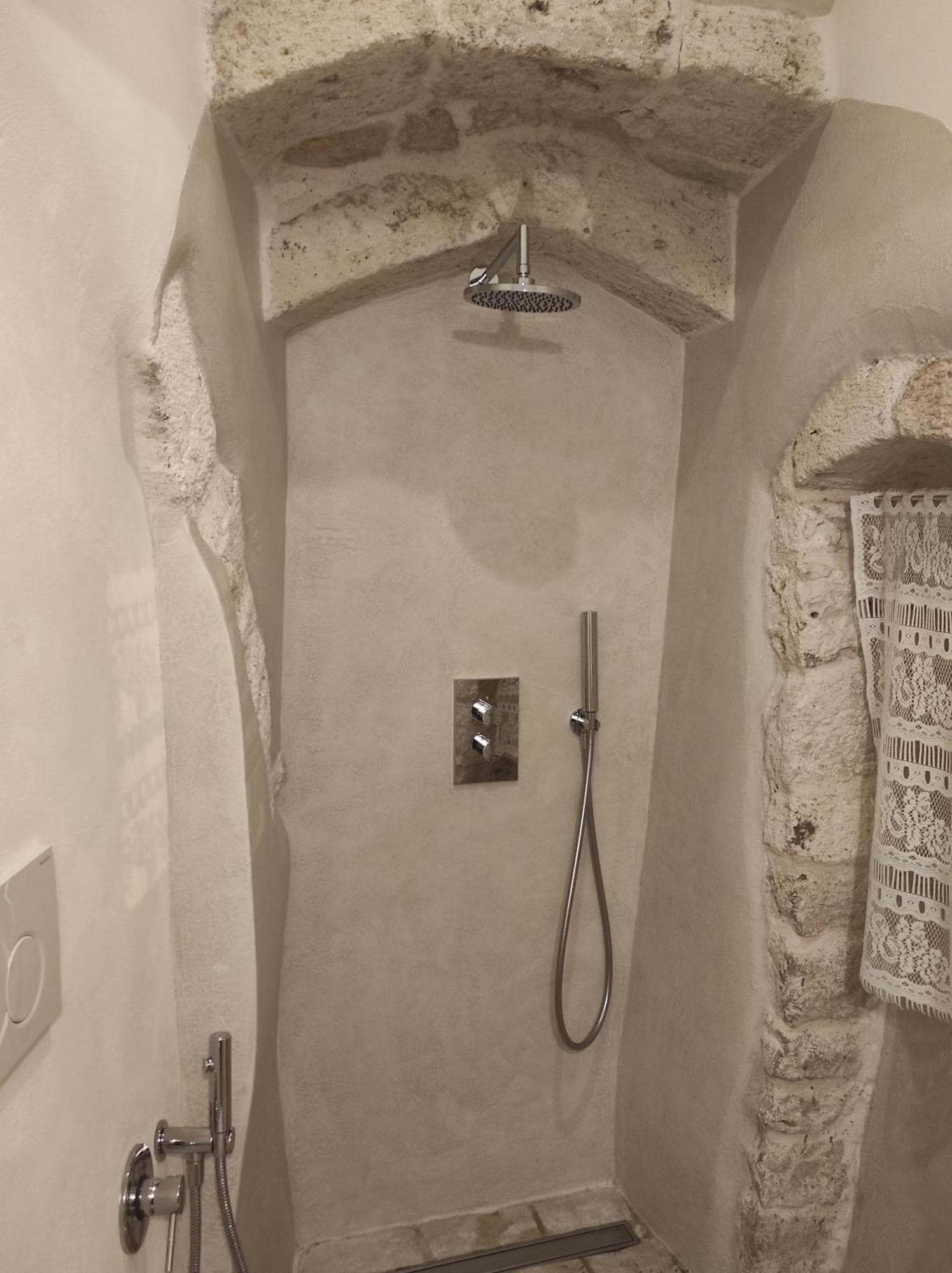 Caterina'S Suites & Apartament Ostuni Habitación foto